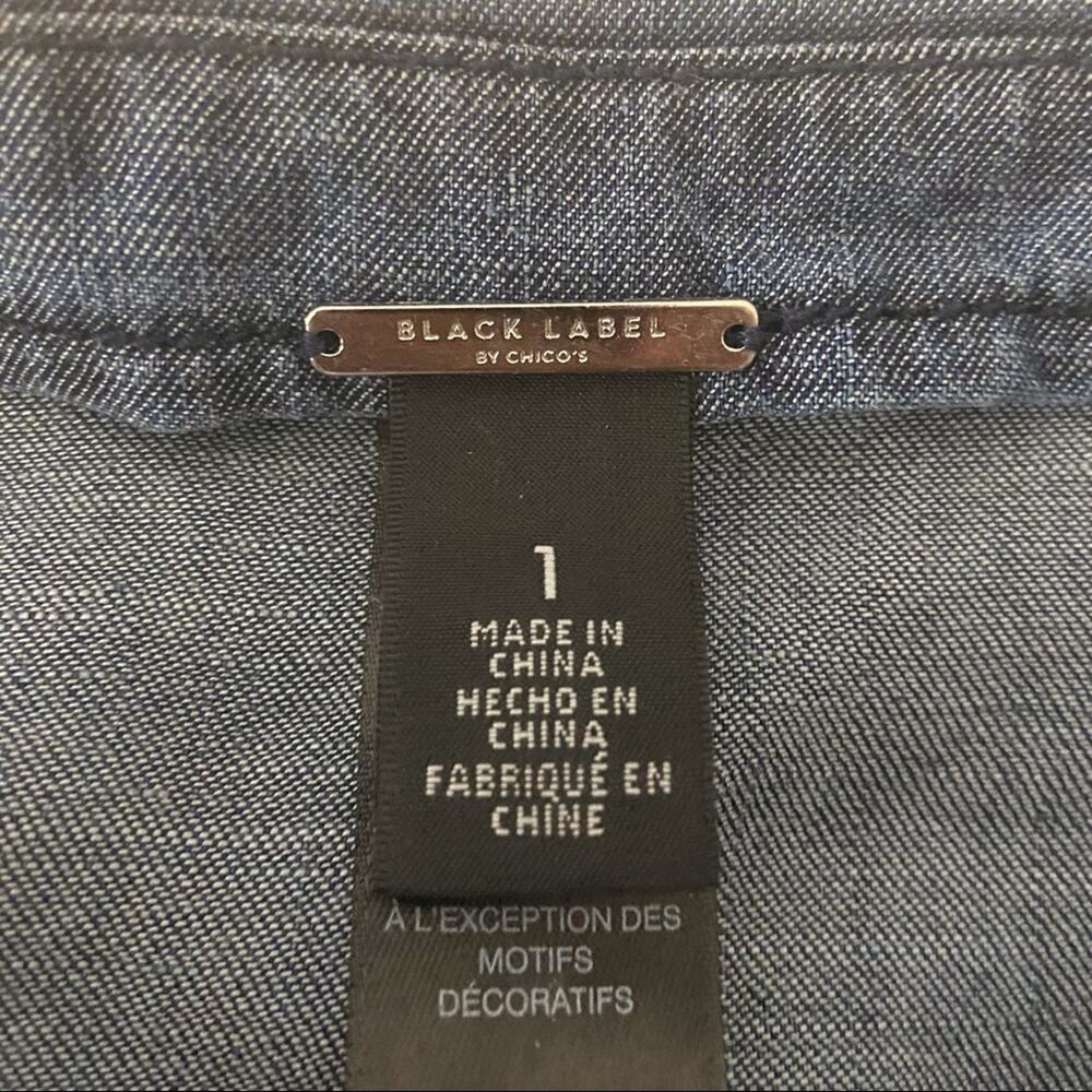 Chicos Black Label Chambray Off Shoulder Top Size #1 = Small - Picture 4 of 9